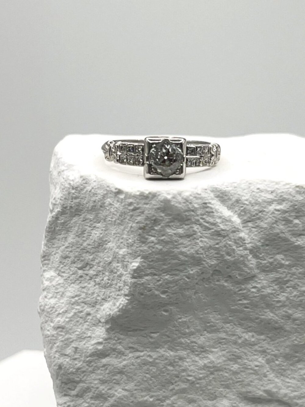 Midnight Frame Ring - Picture 3 of 3